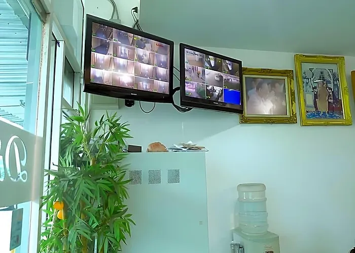 Diamond Отель 2*
